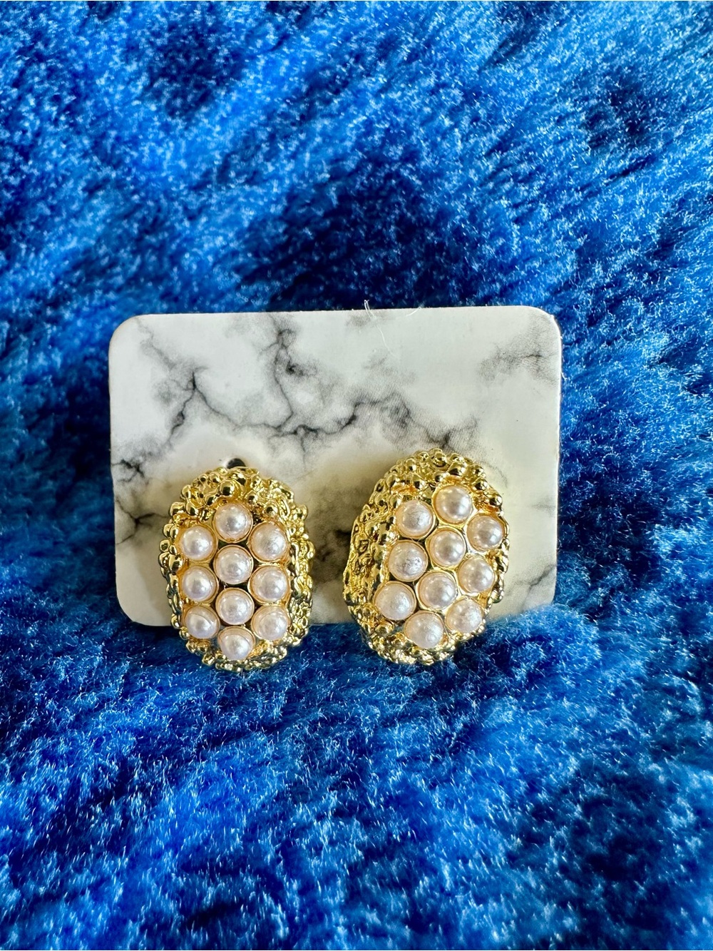 NEW Gold Pearl Necklace and Earrings Set - Picture 2 of 3